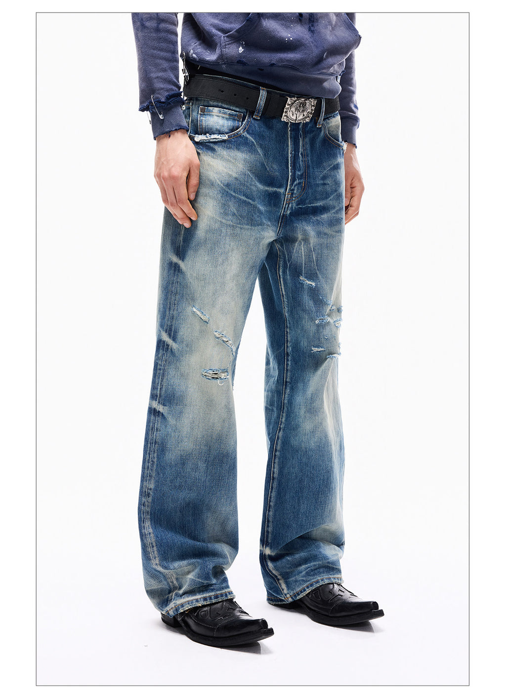 Wind02 Glacier Distressed Straight Jeans