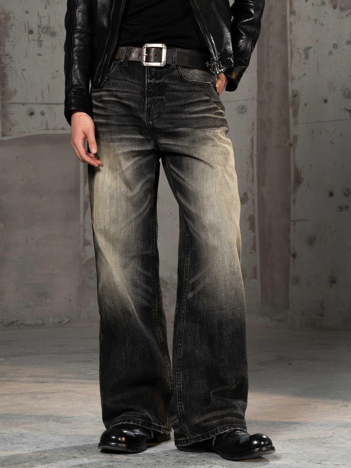 Black Brown Red Washed Jeans